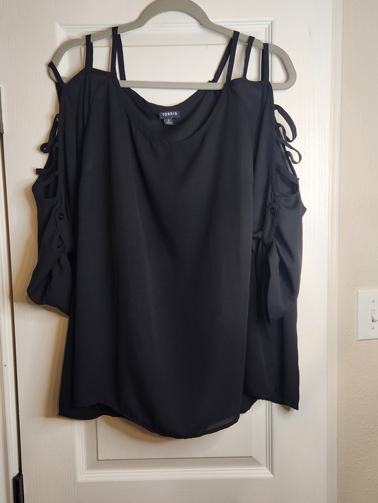torrid Tops - Torrid Black Cold-Shoulder Strappy Blouse